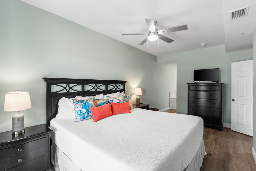 1302 Hwy 98 # 1k, 32456 Unit: 1k