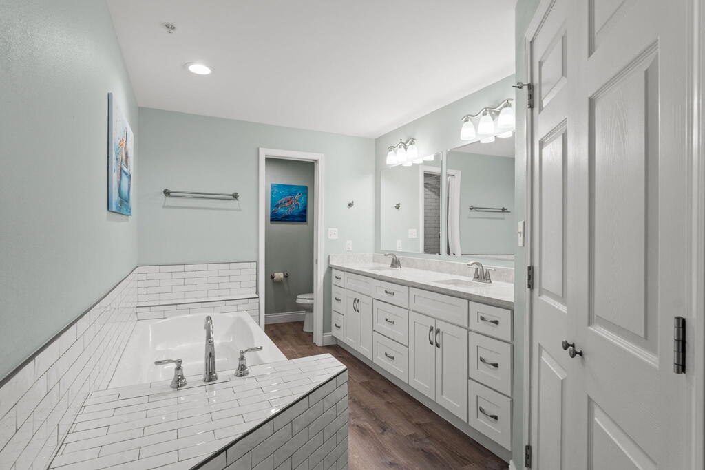 1302 Hwy 98 # 1k, 32456 Unit: 1k