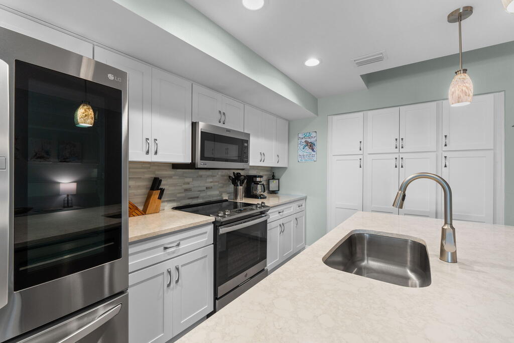1302 Hwy 98 # 1k, 32456 Unit: 1k
