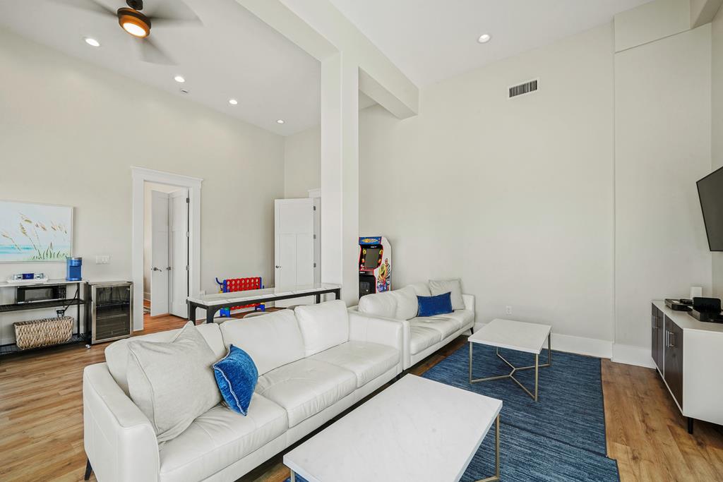 149 Sapodilla Ln, 32456