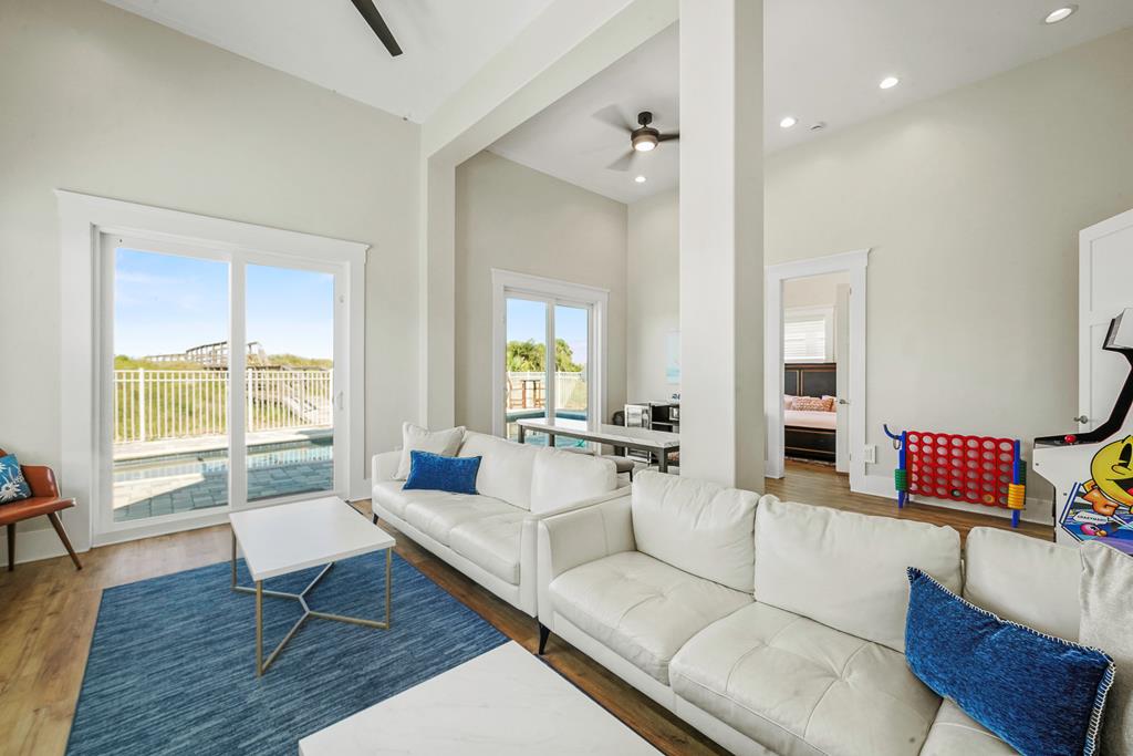 149 Sapodilla Ln, 32456