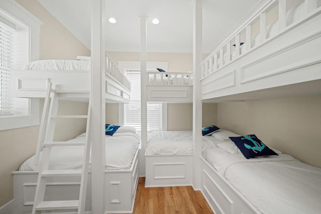 149 Sapodilla Ln, 32456
