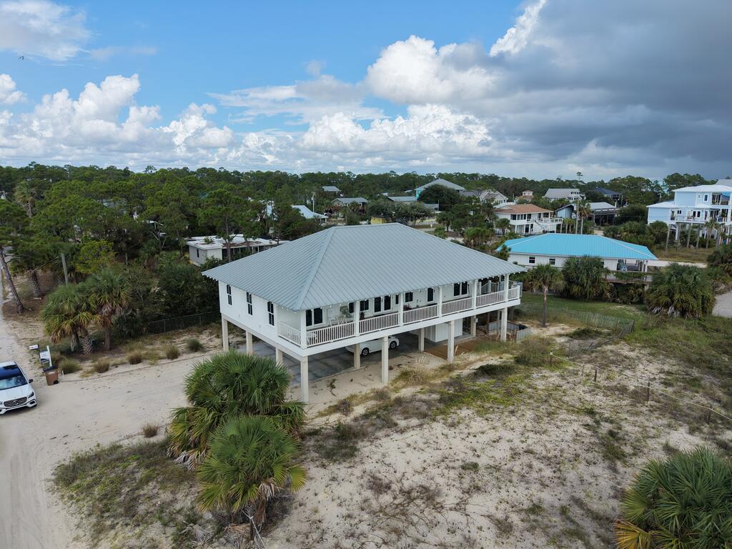 248 Oak St, Port St. Joe 32456