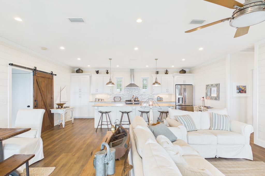 248 Oak St, Port St. Joe 32456