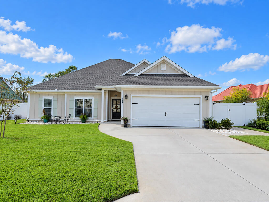 127 Gulf Coast Cr, Port St. Joe 32456