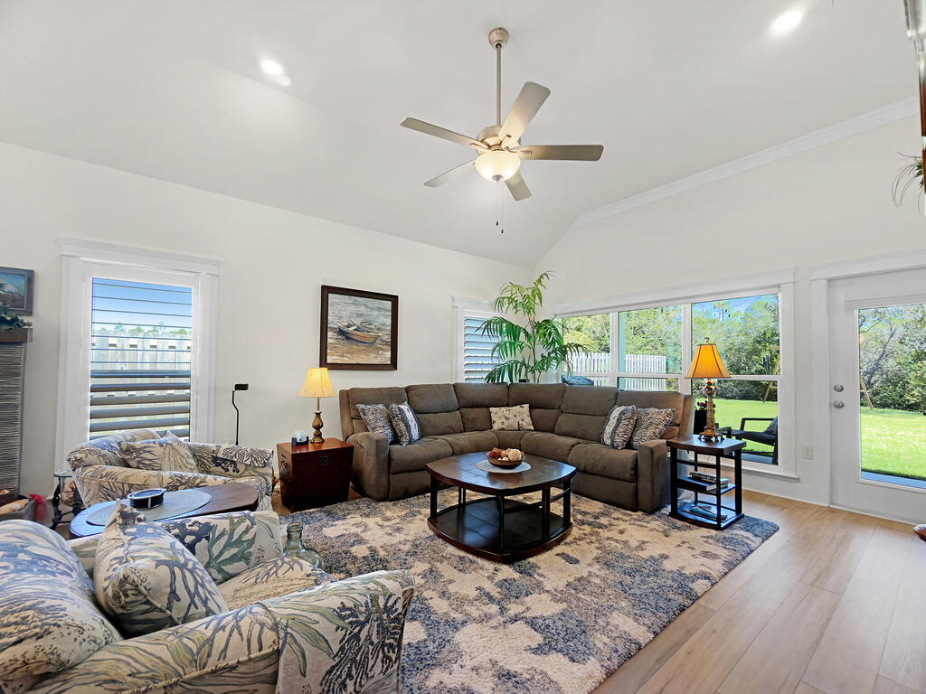183 Lakeview Ct, Port St. Joe 32456