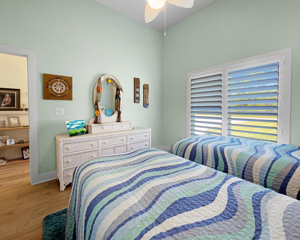 183 Lakeview Ct, Port St. Joe 32456