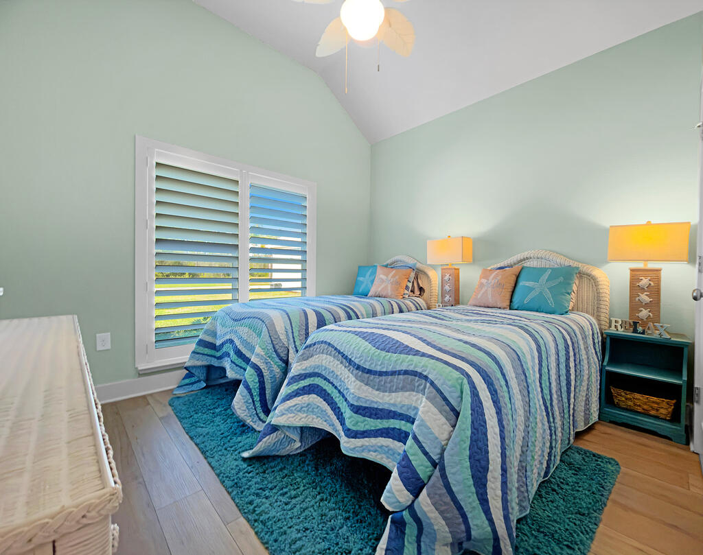 183 Lakeview Ct, Port St. Joe 32456