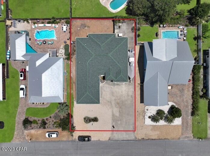 713 Gulf Aire Drive