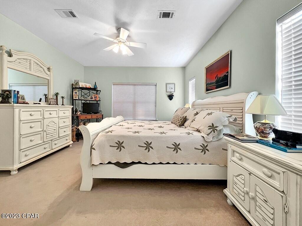 713 Gulf Aire Drive