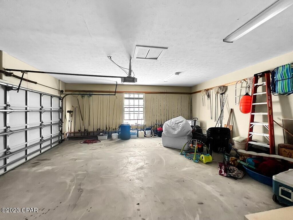 713 Gulf Aire Drive