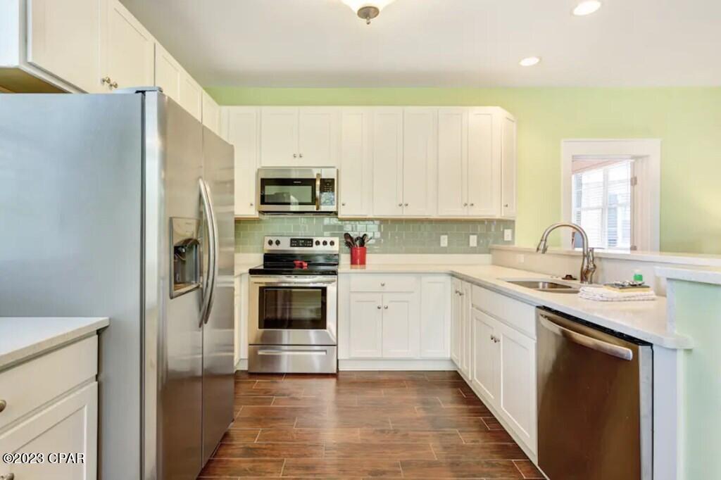 3050 W Hwy 98 B26