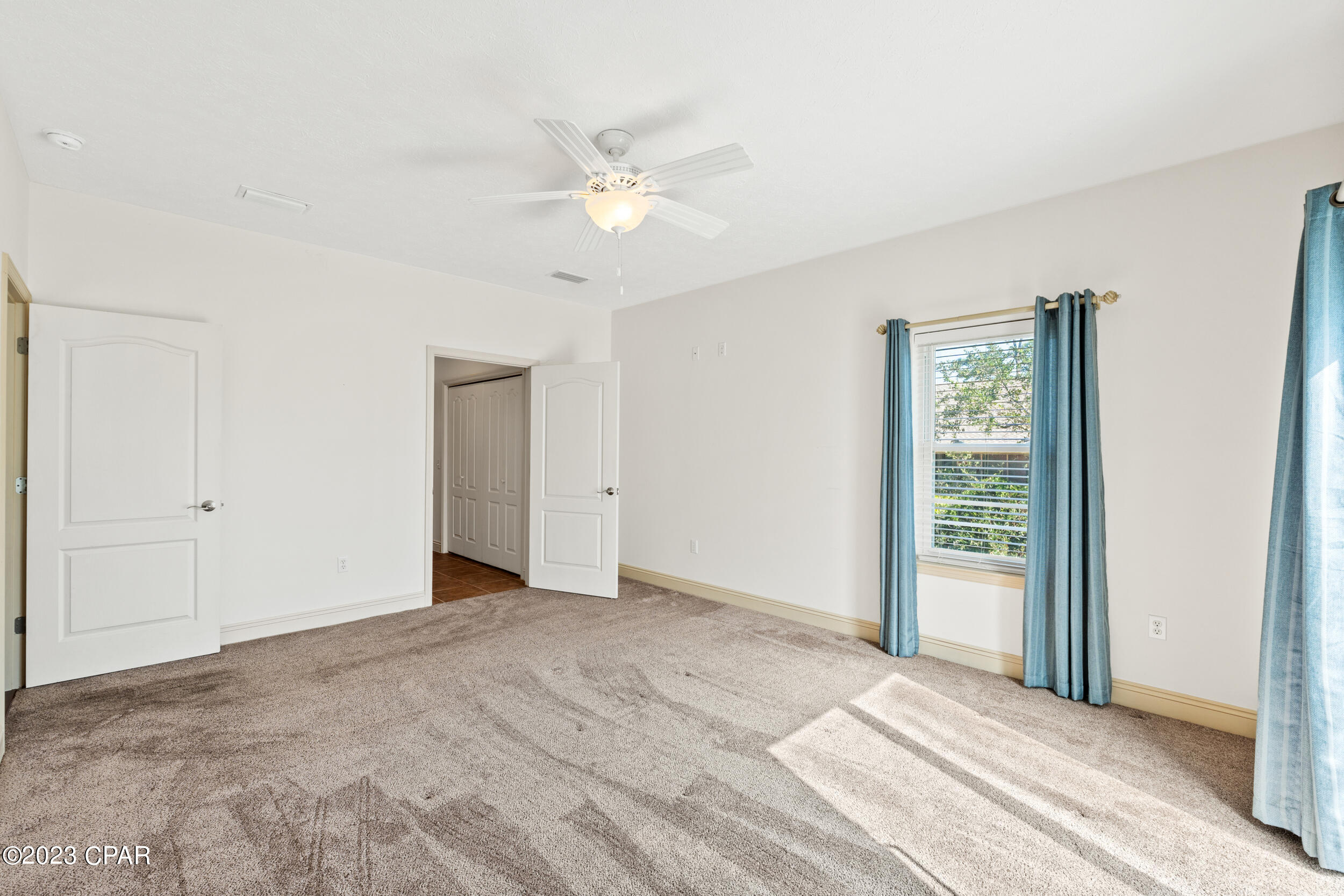 275 Moonrise Avenue