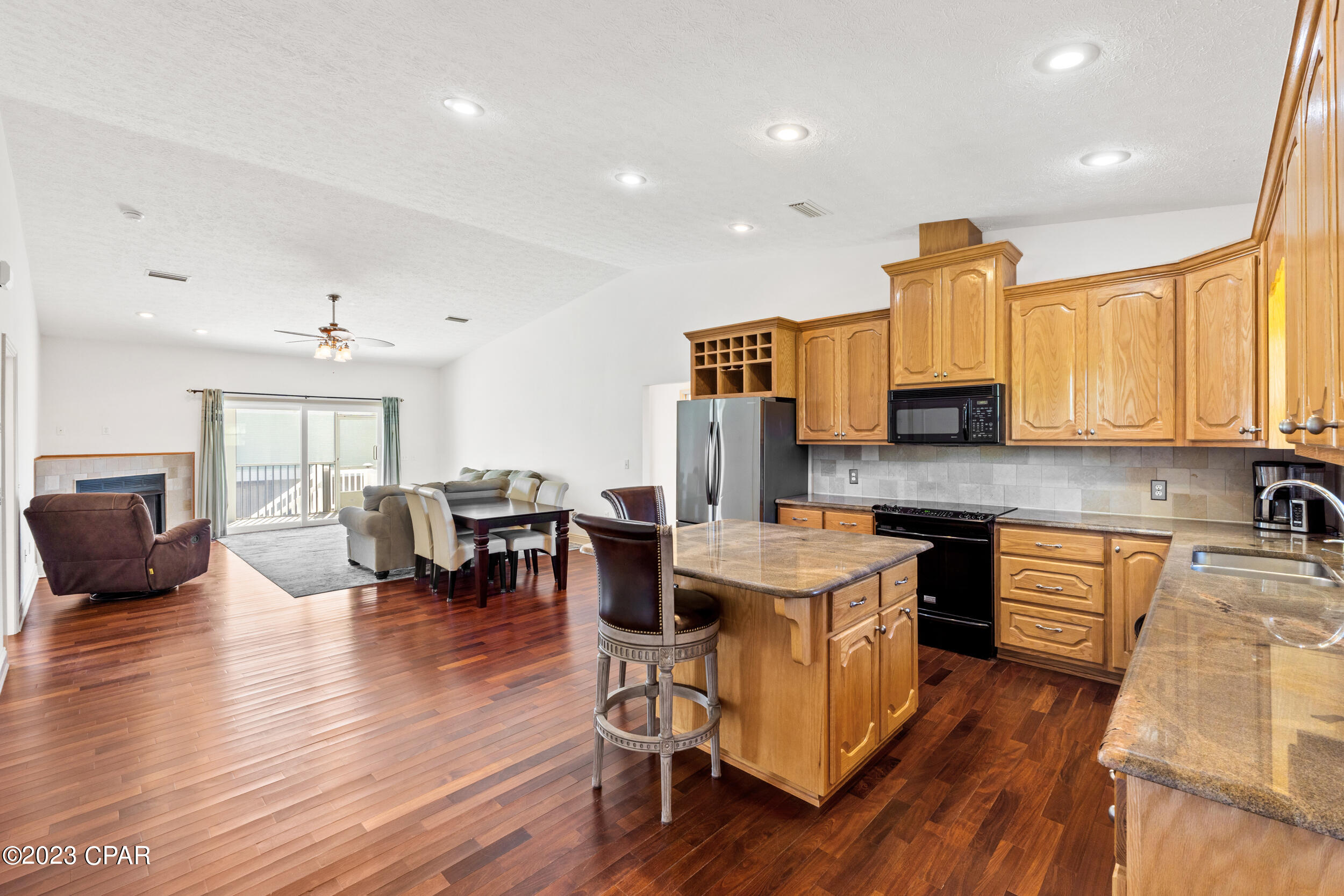 275 Moonrise Avenue