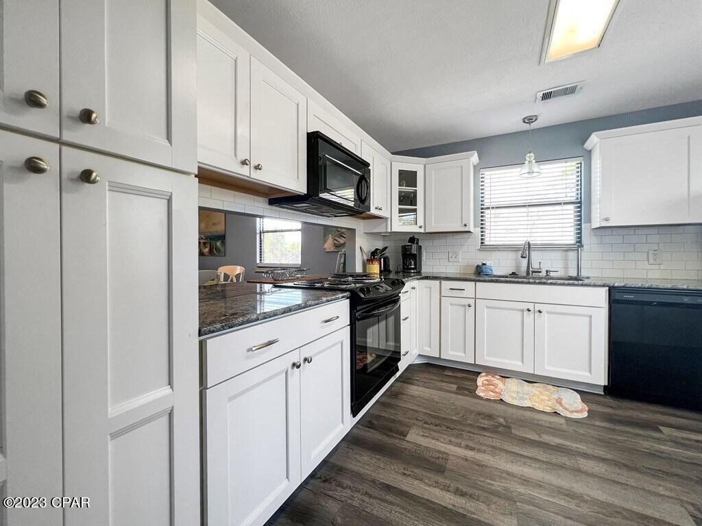 130 Cape Dunes Drive