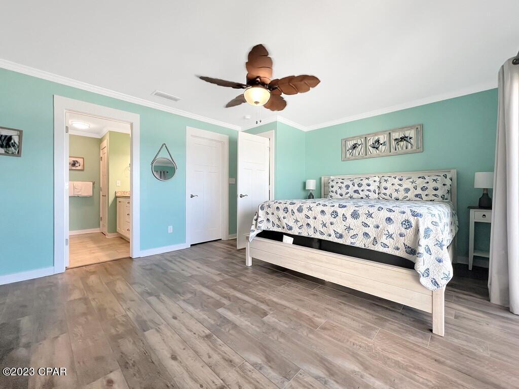 656 Seacliffs Drive