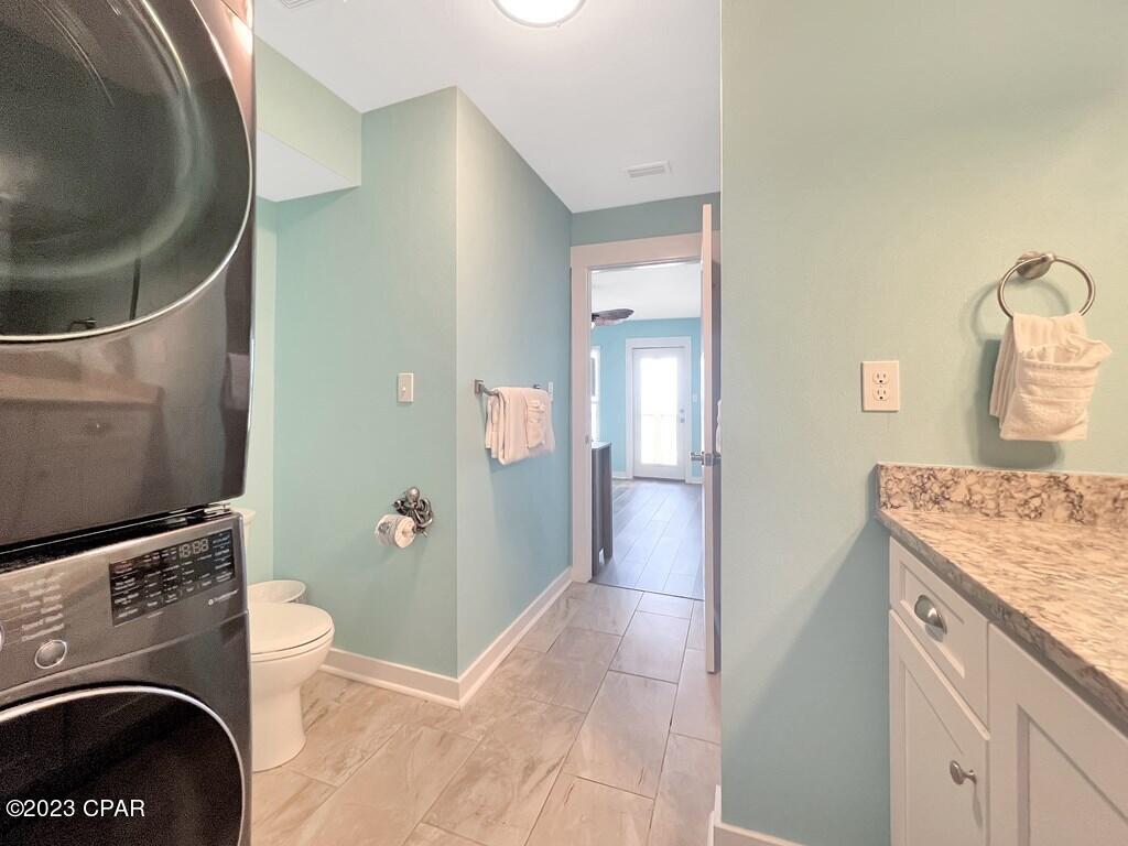656 Seacliffs Drive