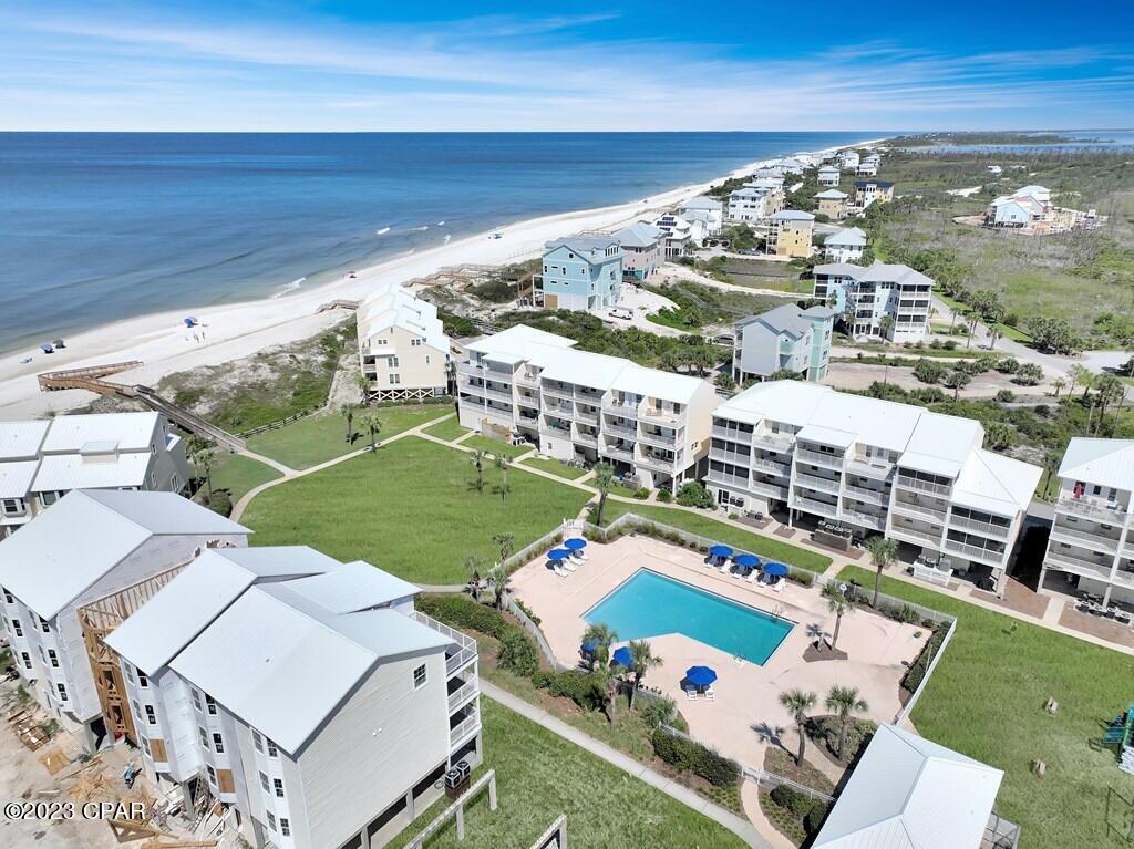 656 Seacliffs Drive