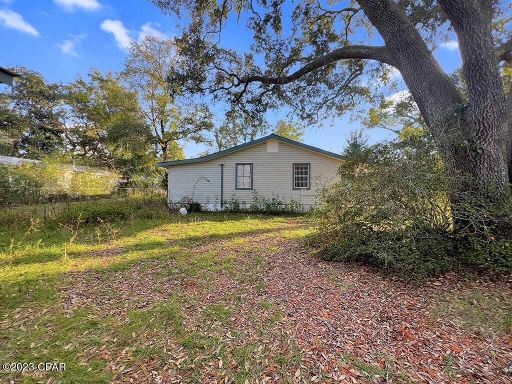 222 N Squirrel Avenue