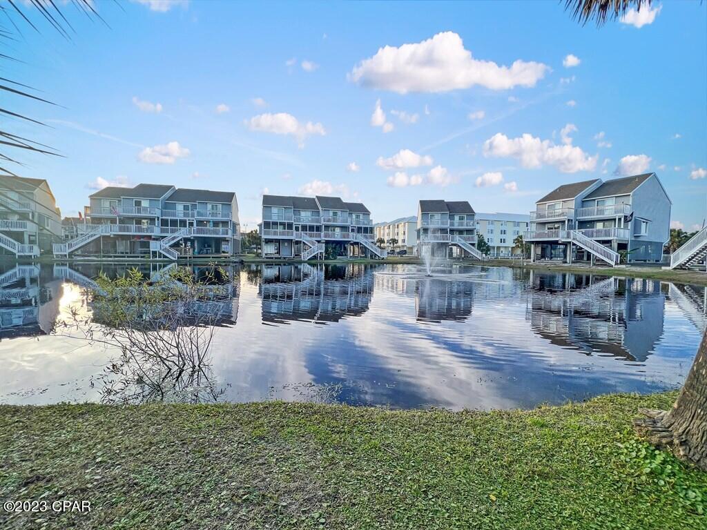 147 Parkside Circle