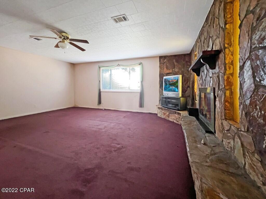102 Riverview Drive