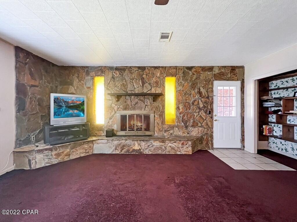 102 Riverview Drive