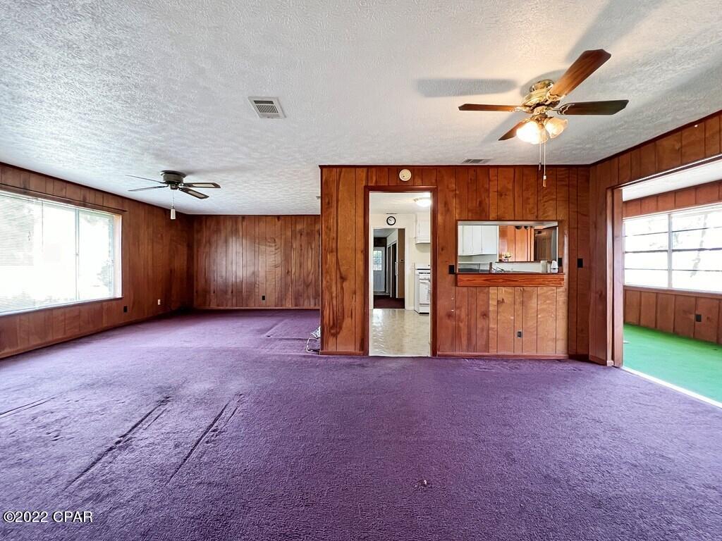 102 Riverview Drive