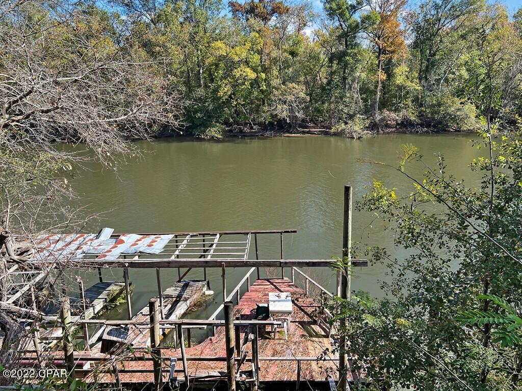 102 Riverview Drive