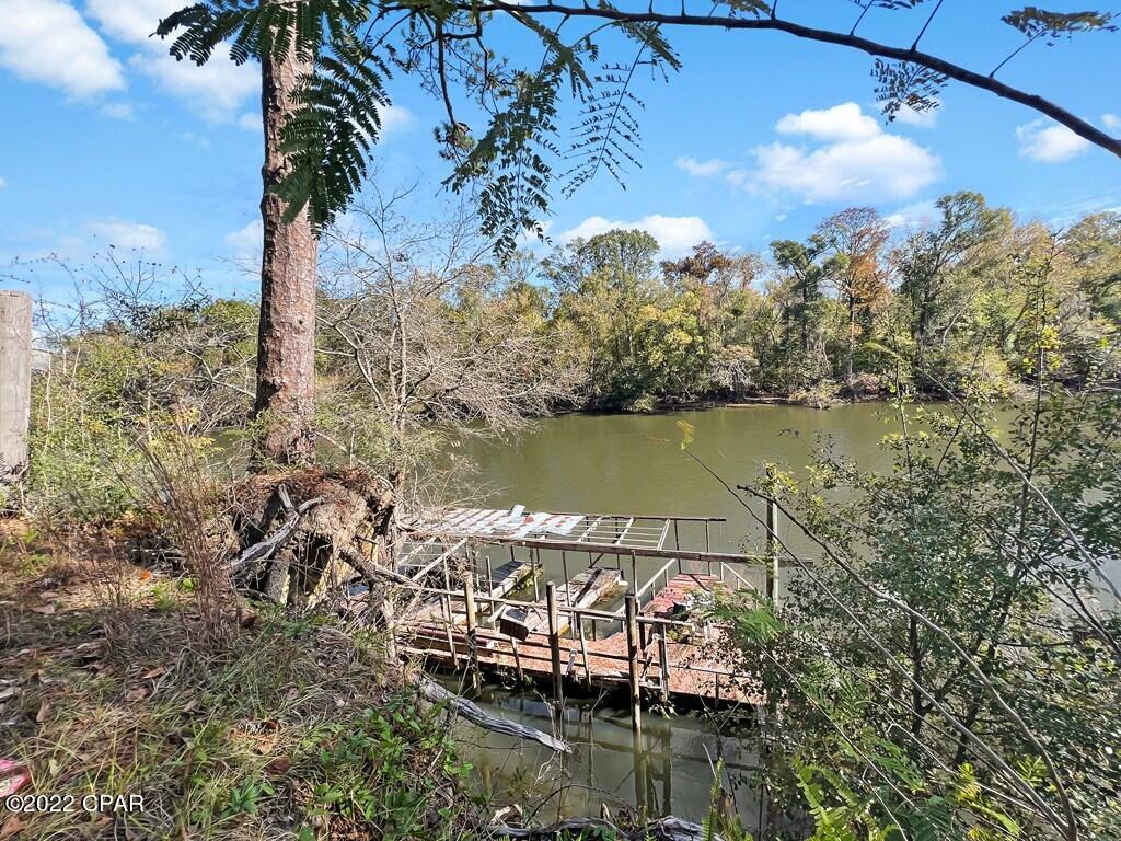 102 Riverview Drive