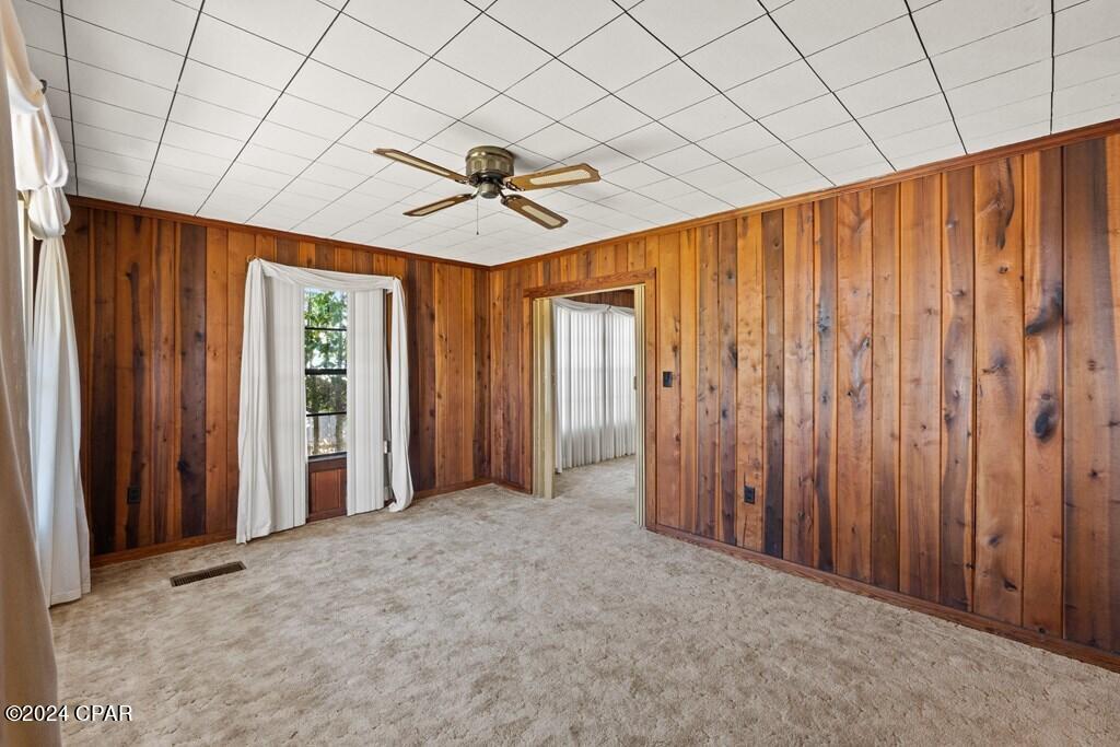 805 Woodward Avenue