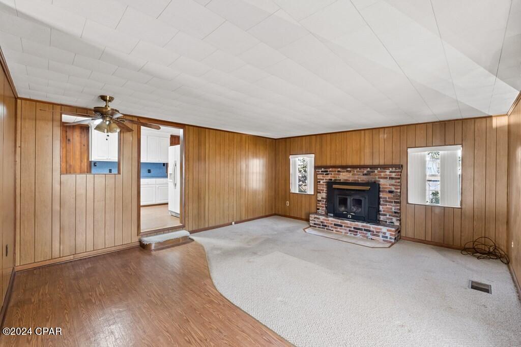 805 Woodward Avenue