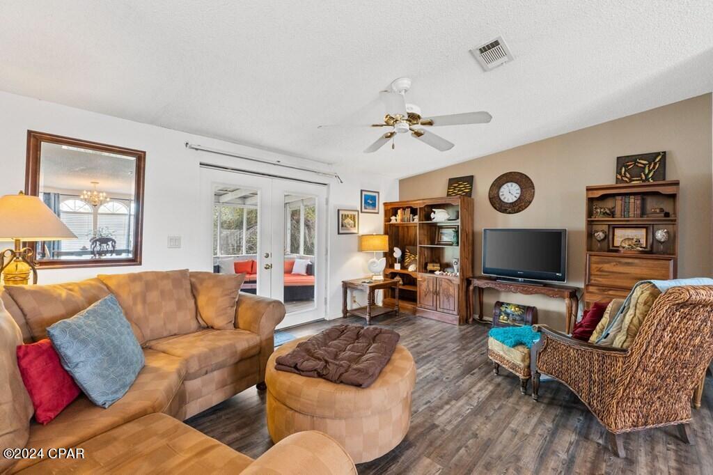 120 Sunray Court