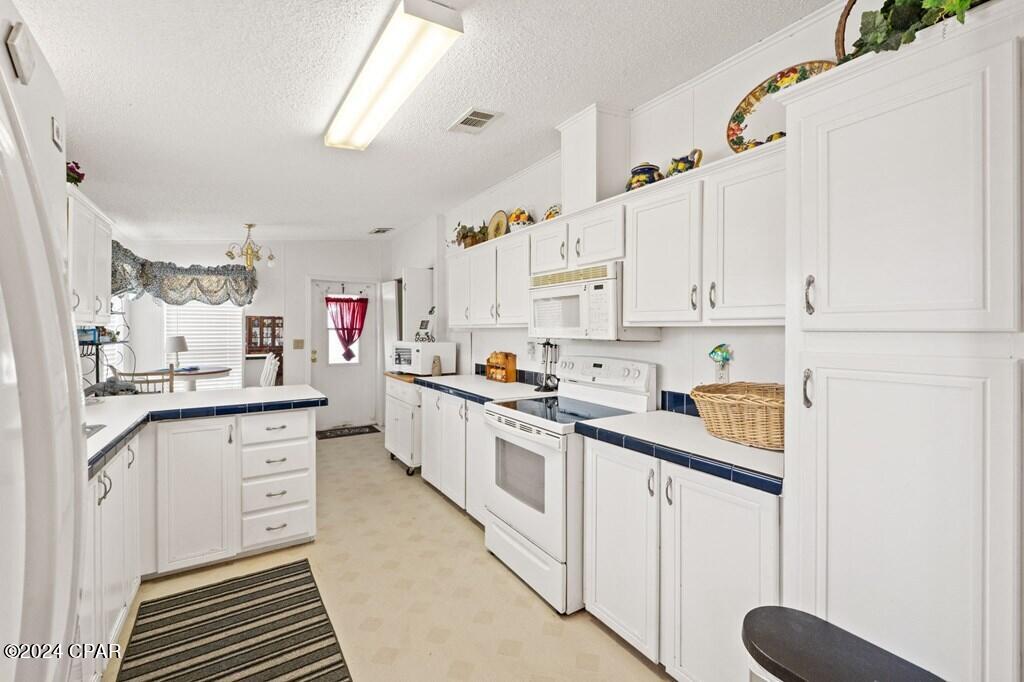 120 Sunray Court