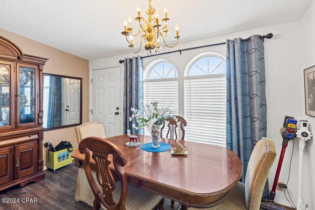 120 Sunray Court