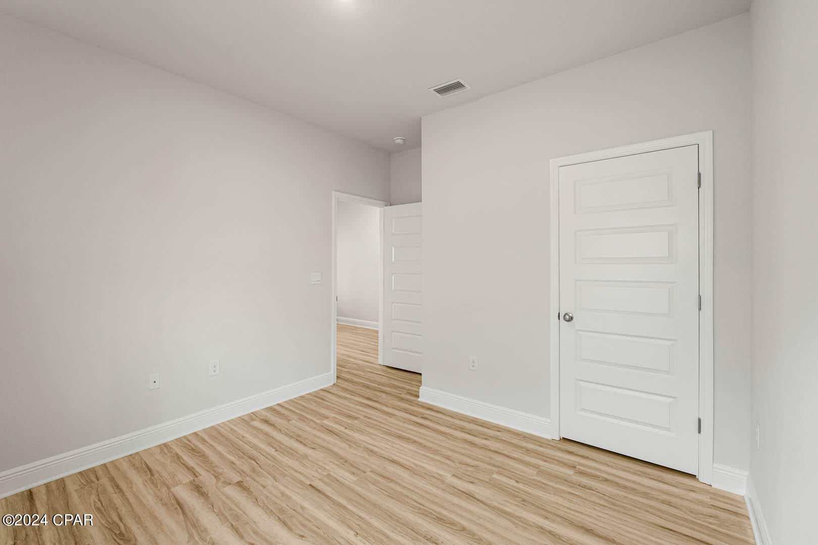 565 Vermilion Circle