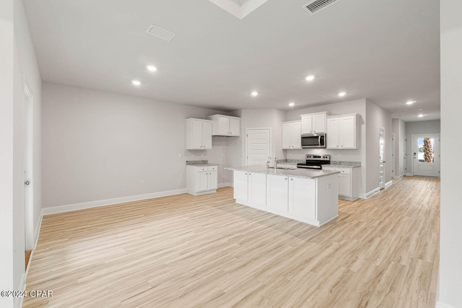 565 Vermilion Circle