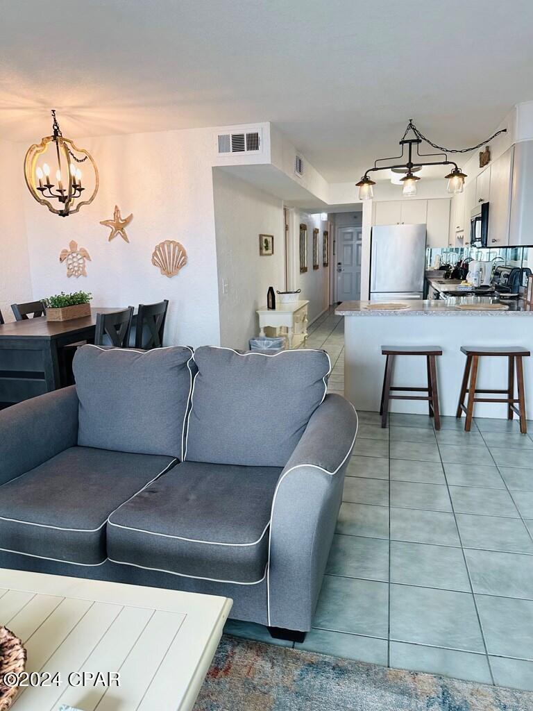 8743 Thomas Drive 301