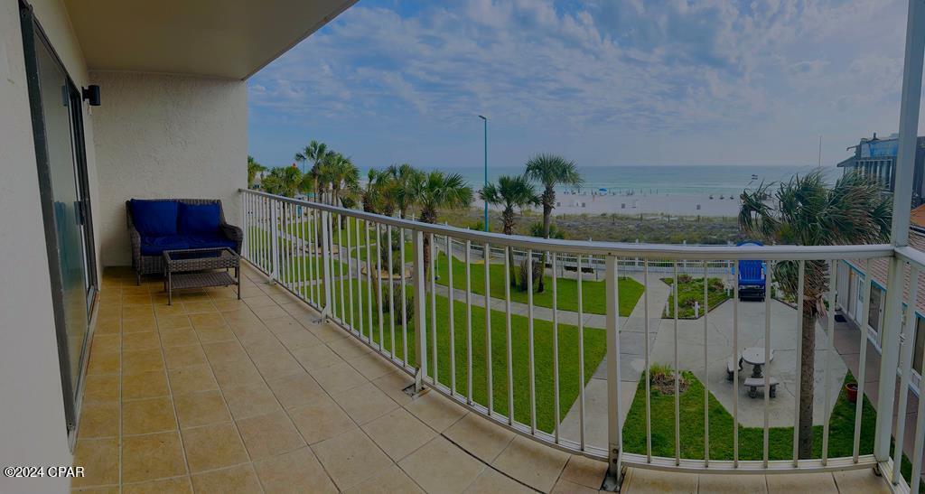 8743 Thomas Drive 301