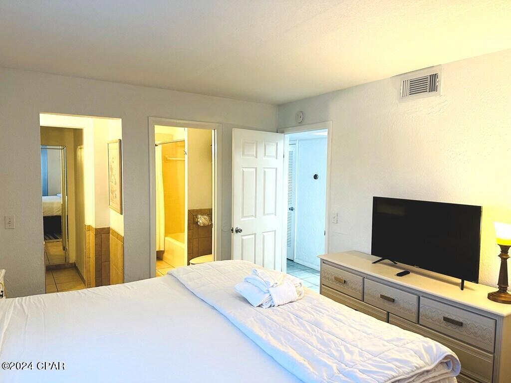 8743 Thomas Drive 301