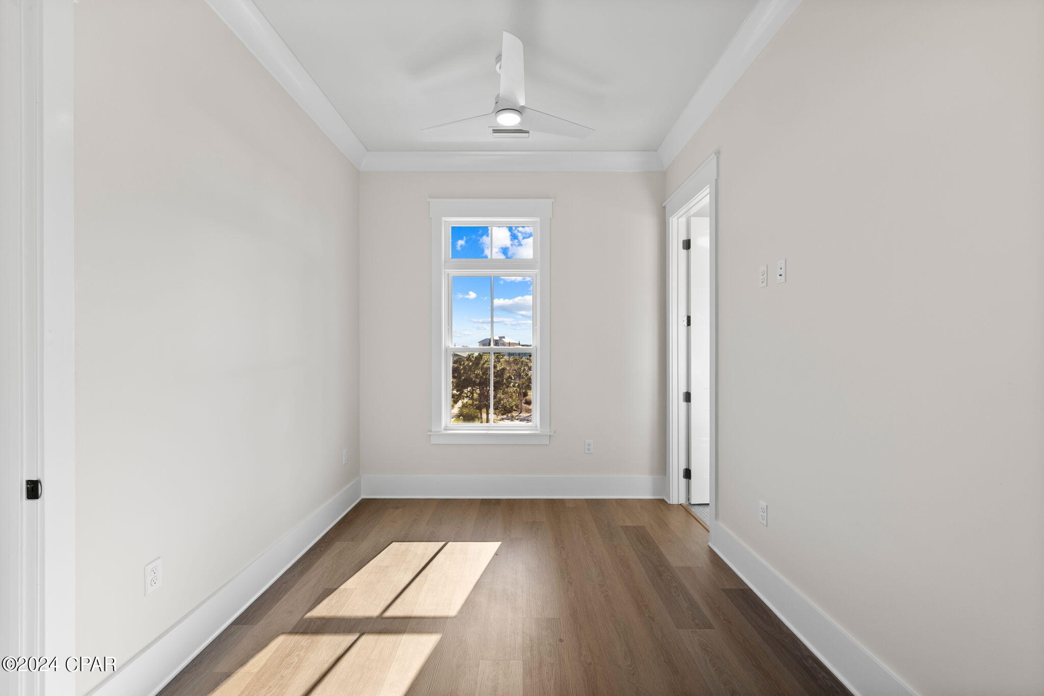 149 S Echo Lane