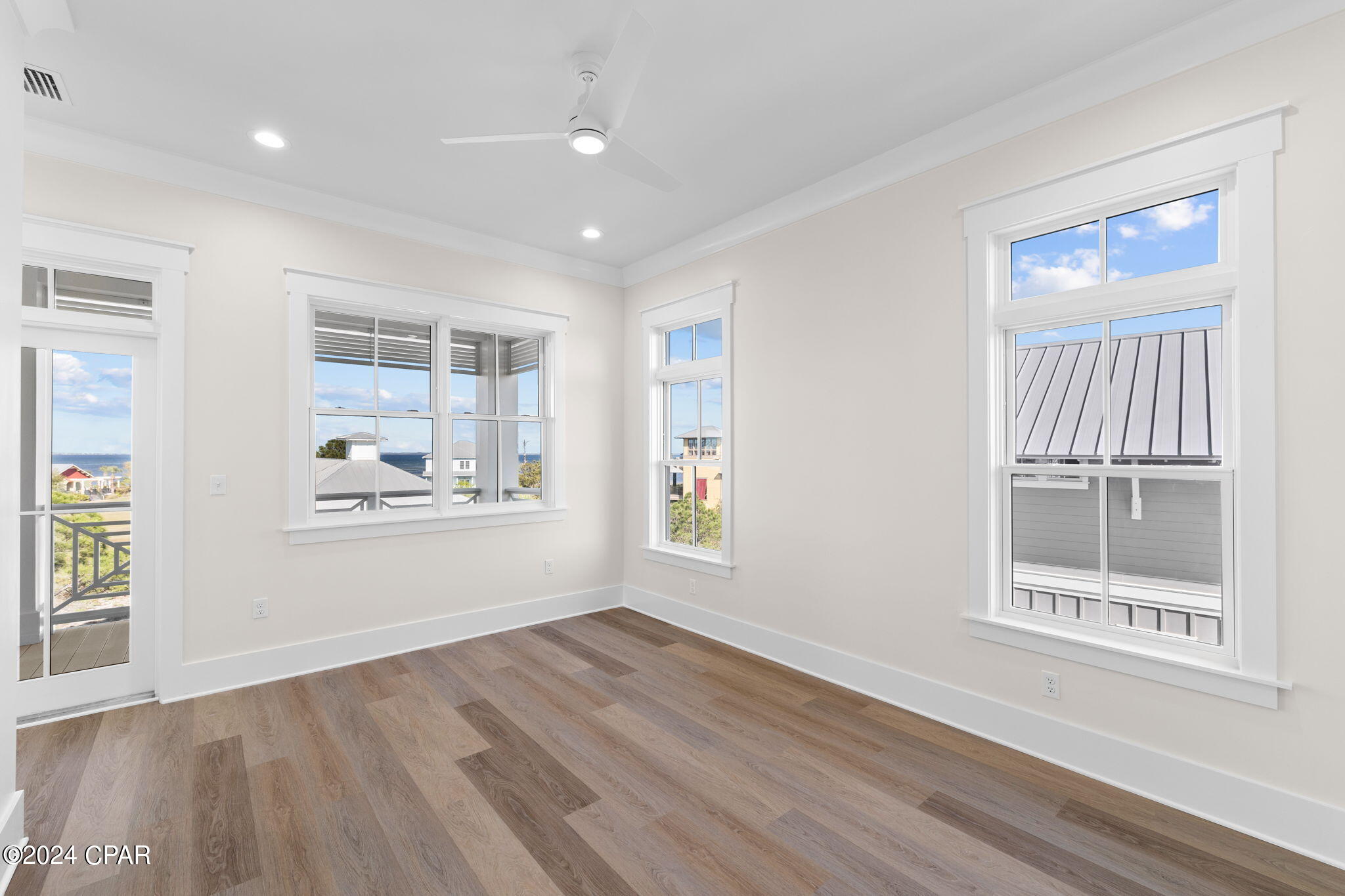 149 S Echo Lane