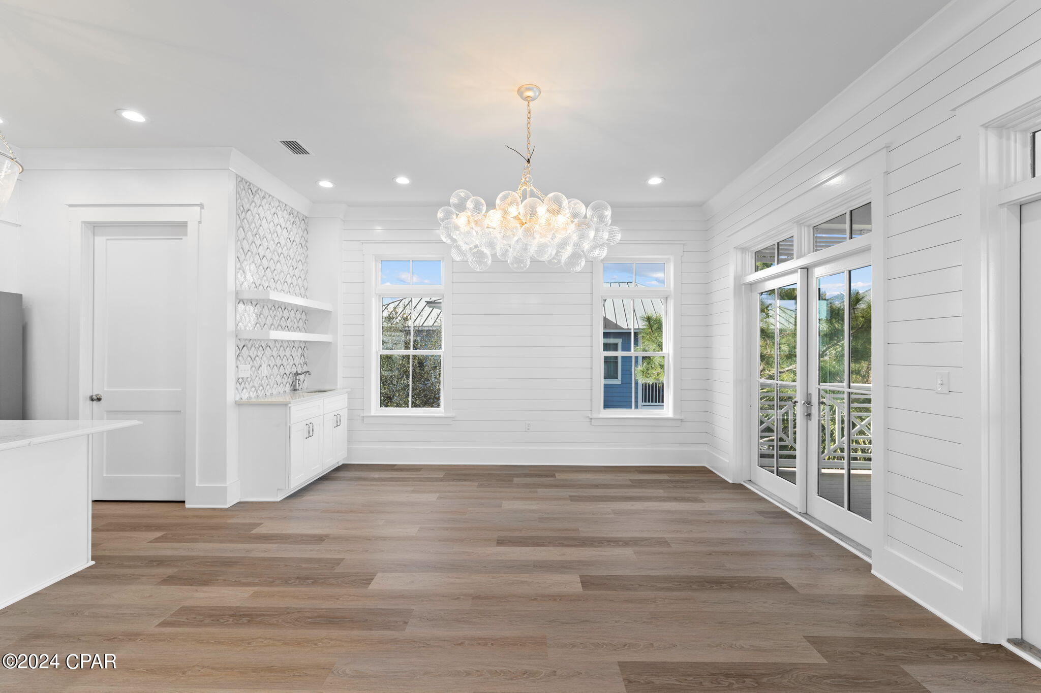 149 S Echo Lane