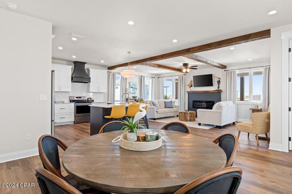 110 Seagrass Circle
