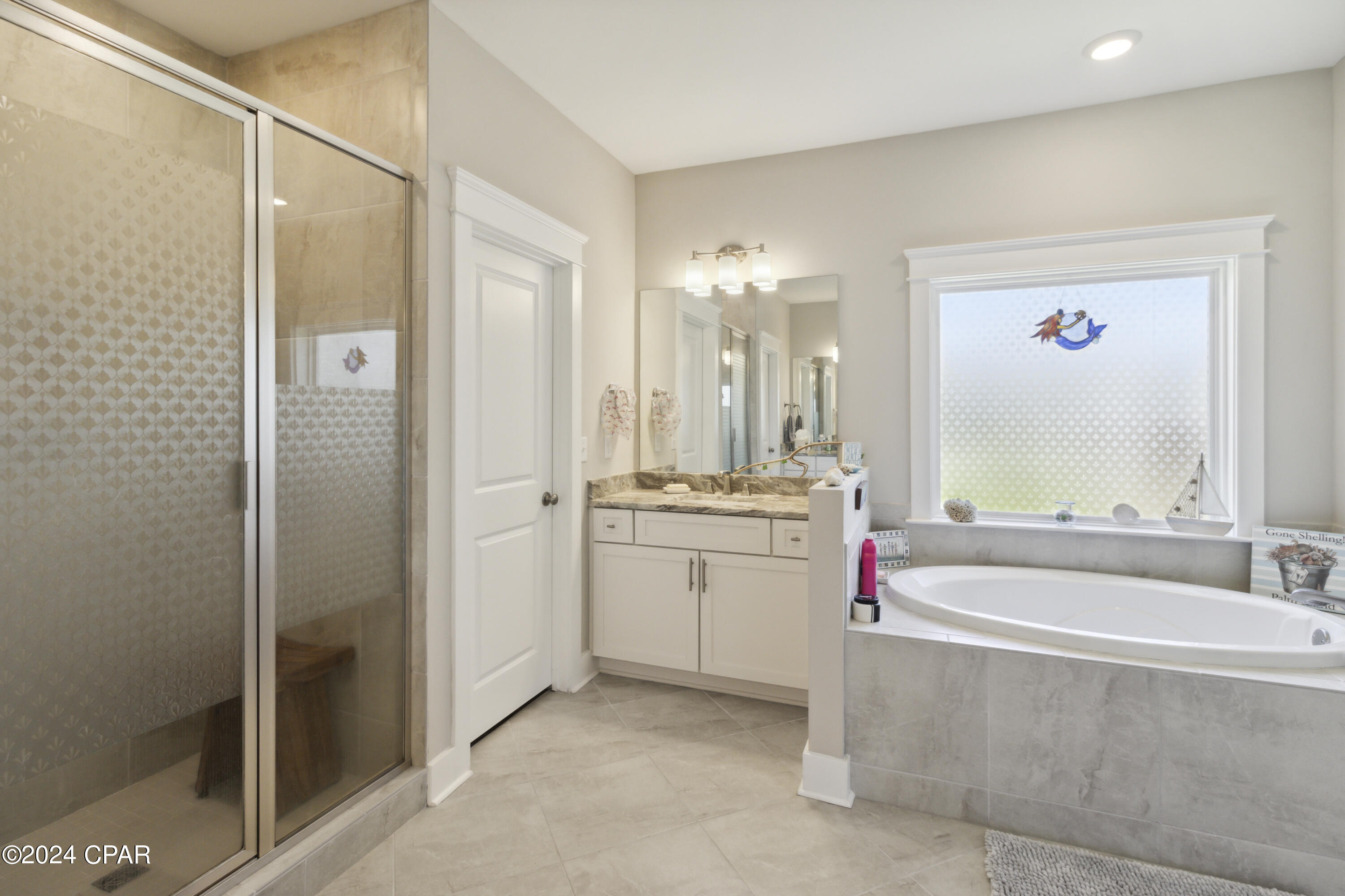 3587 Garrison Avenue