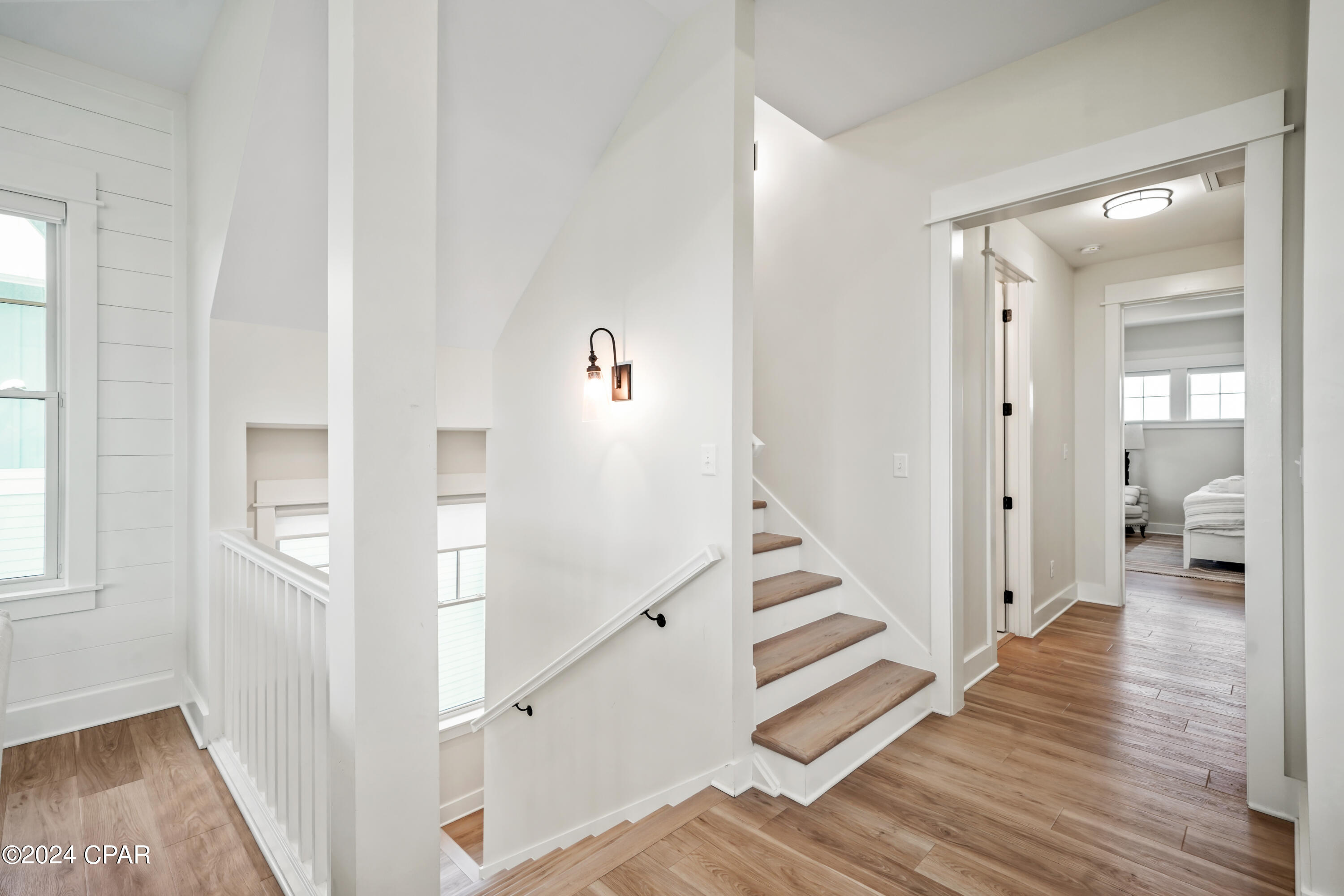 110 N Echo Lane