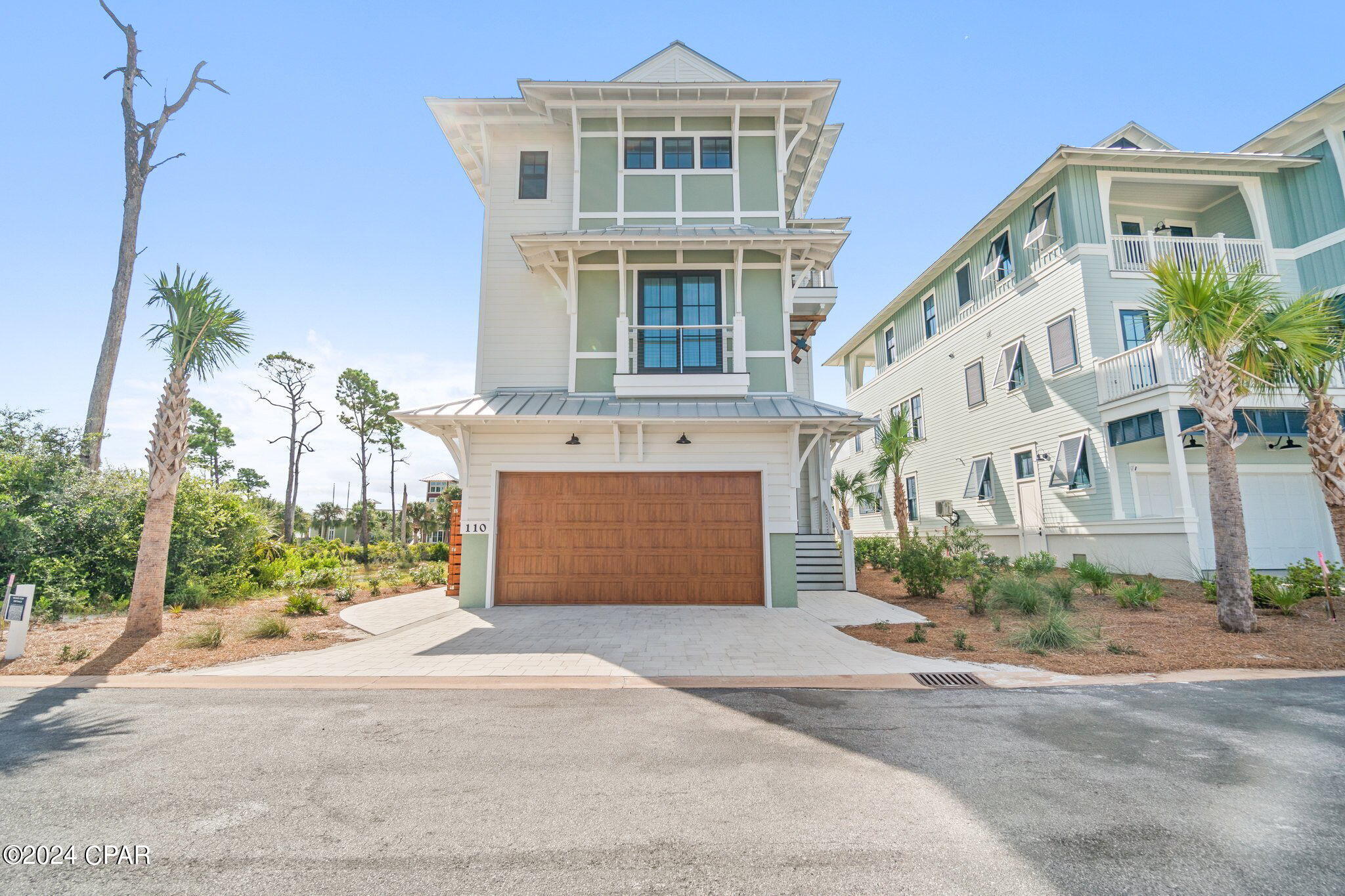 110 N Echo Lane