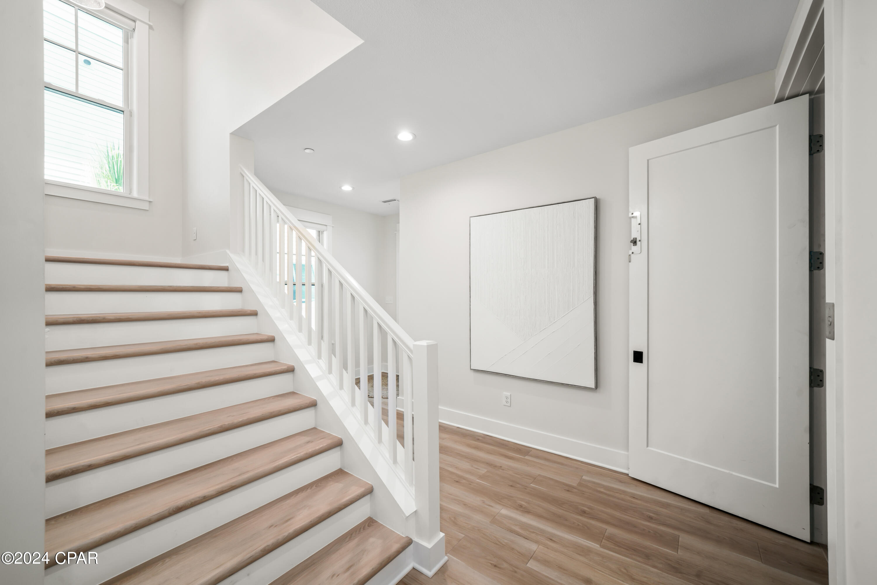 110 N Echo Lane