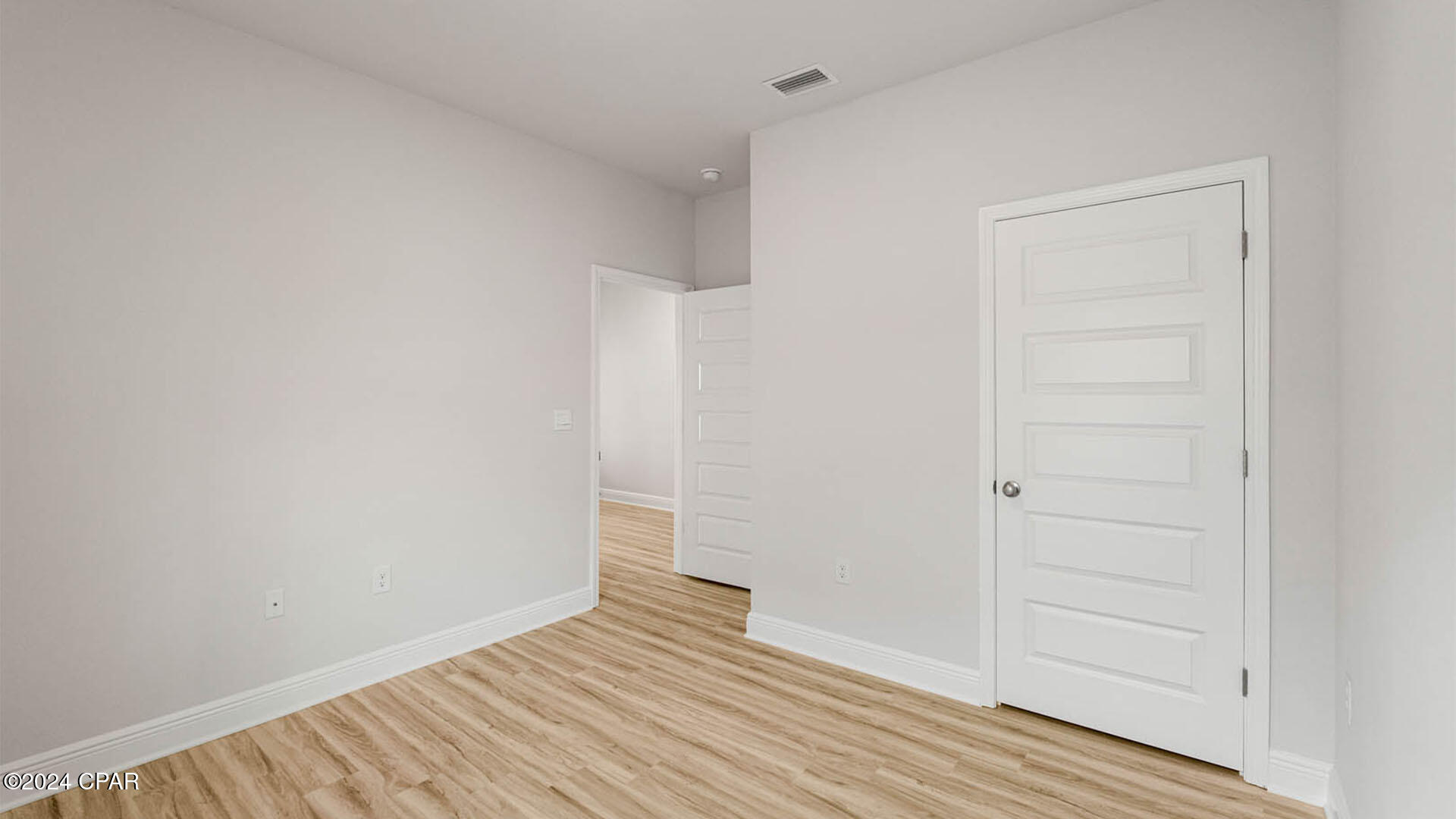 564 Vermilion Circle