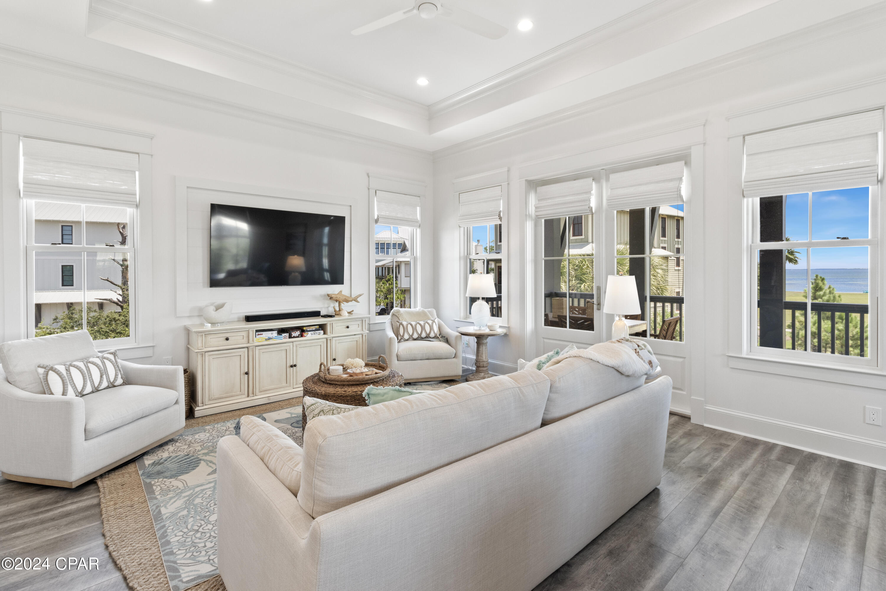 215 Pinnacle Drive
