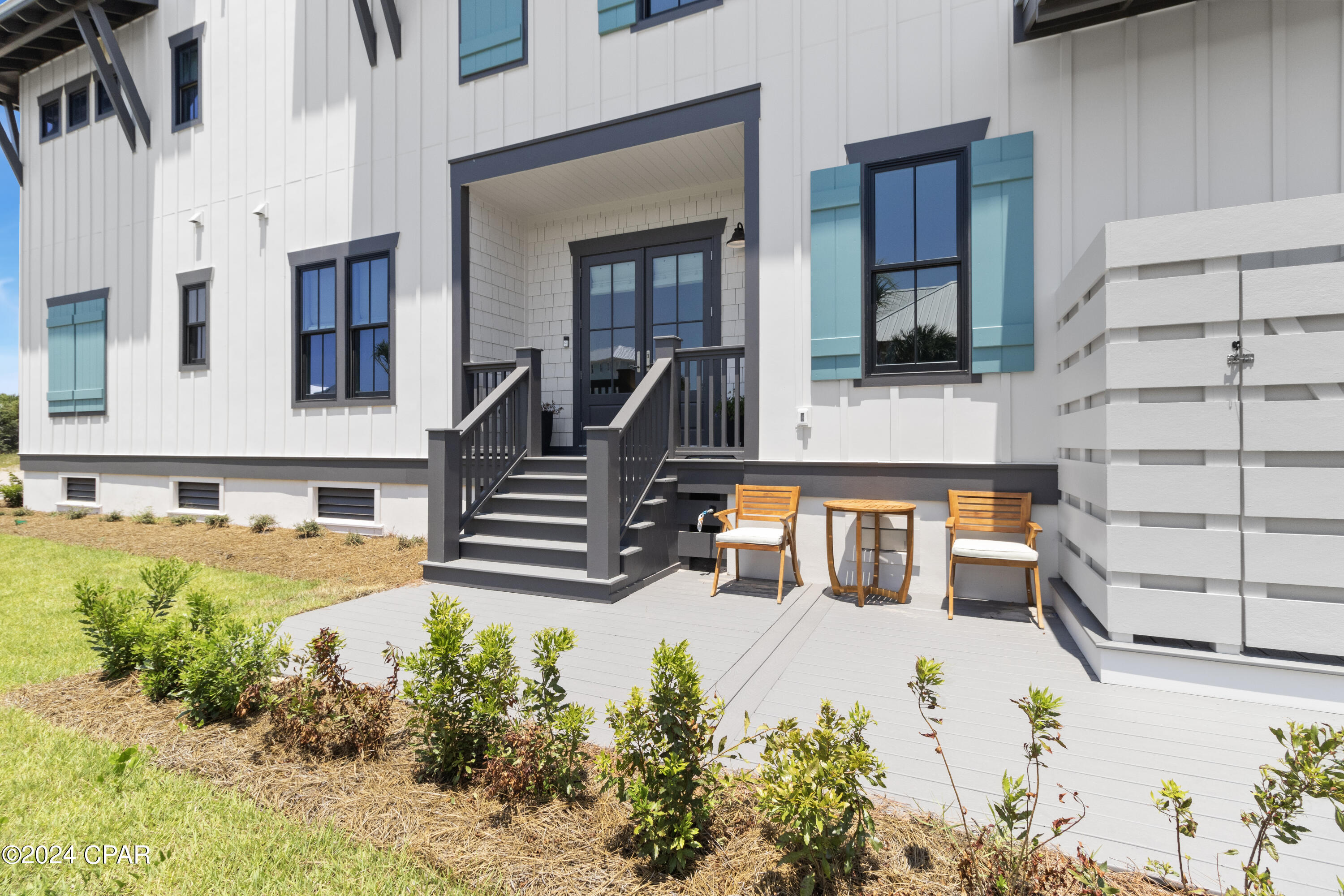 215 Pinnacle Drive